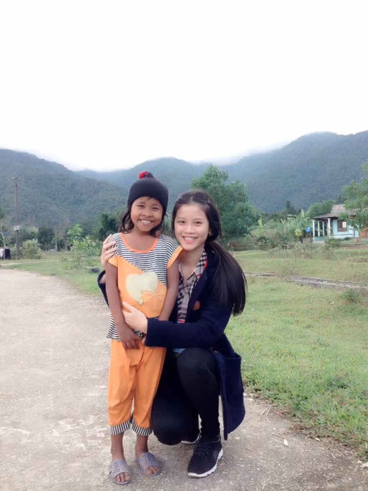 Chia sẻ về sở thích tham gia các hoạt động tình nguyện, Ngọc Chi cho biết, cô bạn muốn cống hiến sức trẻ để khám phá, trải nghiệm và trong tương lai, Ngọc Chi sẽ tiếp tục hành trình giúp người, giúp đời.