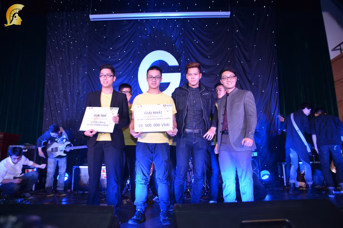 Lo dien guong mat dai dien nam sinh Hoc vien Ngoai giao-Hinh-5