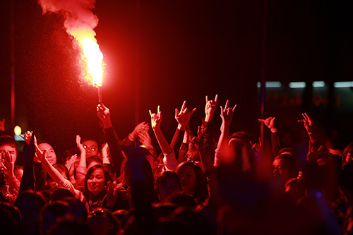 Nen ruc sang dem sinh nhat Buc Tuong nho Tran Lap-Hinh-12