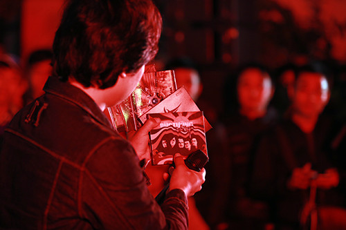 Nen ruc sang dem sinh nhat Buc Tuong nho Tran Lap-Hinh-13