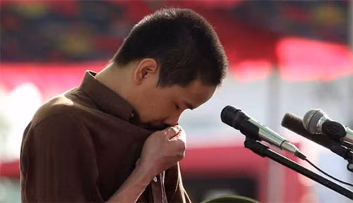 Tại phiên xử sơ thẩm vụ thảm sát ở Bình Phước, TAND tỉnh Bình Phước đã tuyên phạt Vũ Văn Tiến mức án tử hình - (Ảnh: NLĐ).