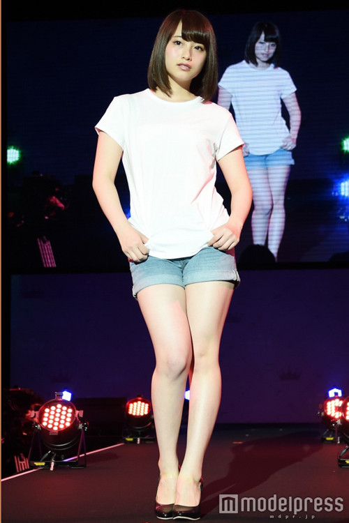 Với nhan sắc tầm trung, không có lợi thế về chiều cao (Nagai Riko cao 1m57) và tài năng cũng chẳng có gì quá nổi trội, không hiểu vì lý do gì phần đa người hâm mộ lại bình cho cho Nagai Riko.