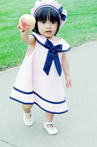 Ba nhóc tì nhà MC Huyền Ny cũng luôn xuất hiện với những trang phục hợp mốt, đáng yêu. Ít ai biết rằng, trang phục cho hai nàng công chúa và anh trai Levin là do chính tay Huyền Ny “phụ trách”.