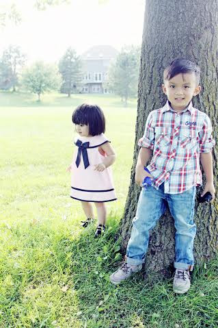 Trở về Mỹ sau “Tuần lễ nhà thiết kế Việt Nam 2016” với vai trò MC, người đẹp và chồng đã có một ngày hạnh phúc, đầy ắp tiếng cười bên cạnh 3 thiên thần nhỏ trong buổi dã ngoại giữa trời Tây.