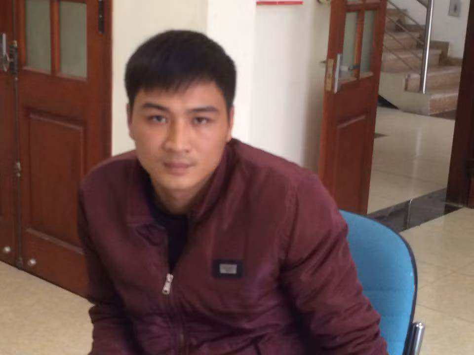 Lái xe Đặng Văn Chuyên - Ngườitông, kéo lê CSGT đi gần 20 mét.