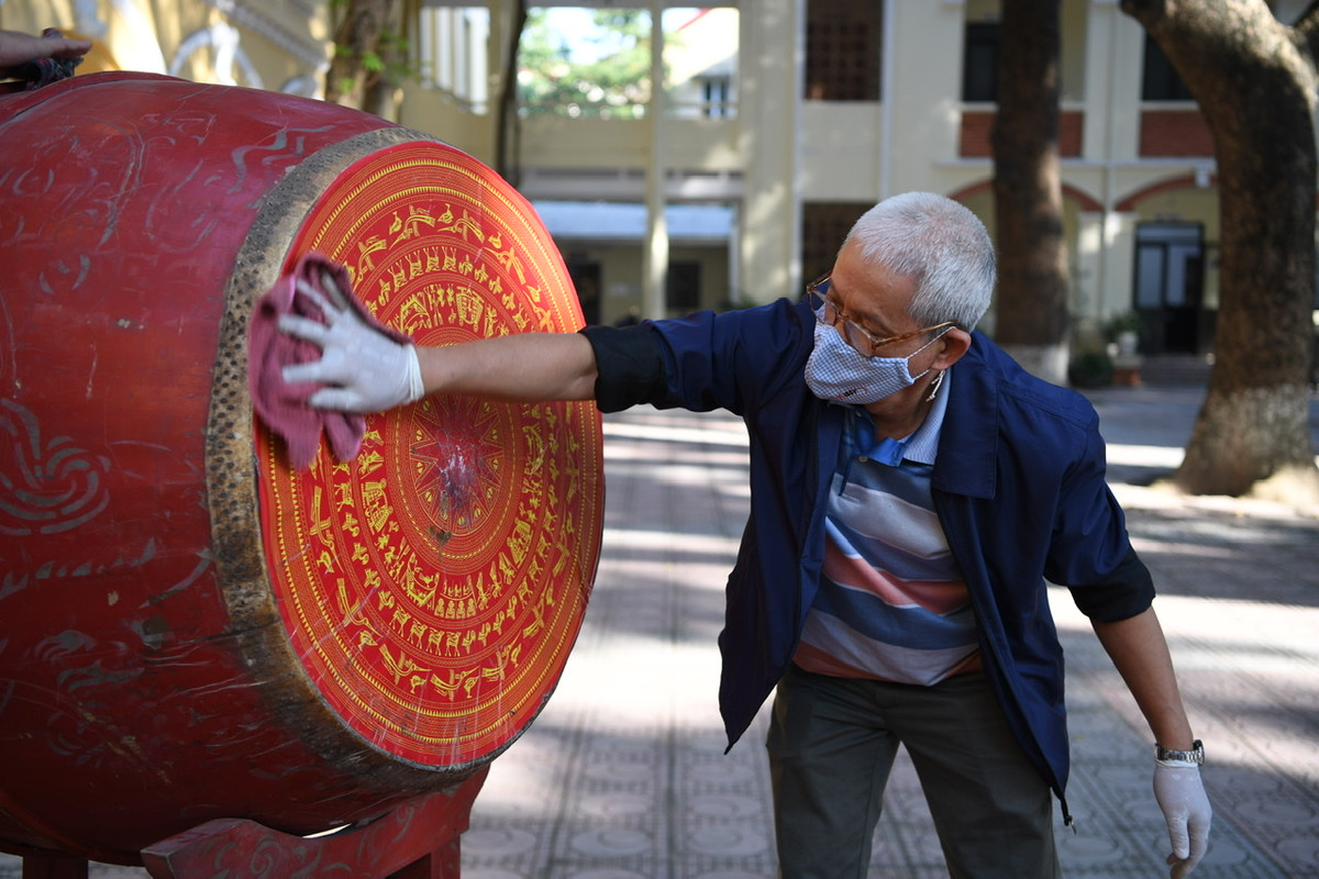 Ha Noi bo quy dinh 14 ngay khong co F0 moi duoc mo truong