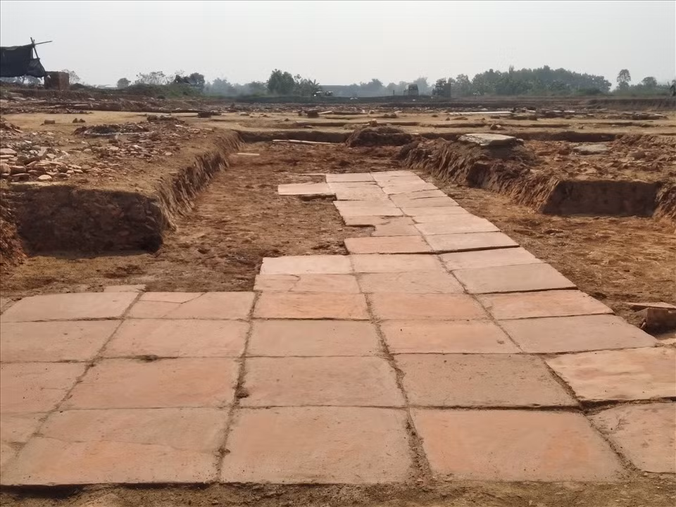 Khai quat noi thanh di san Thanh Nha Ho, phat hien nhieu kien truc doc dao-Hinh-3