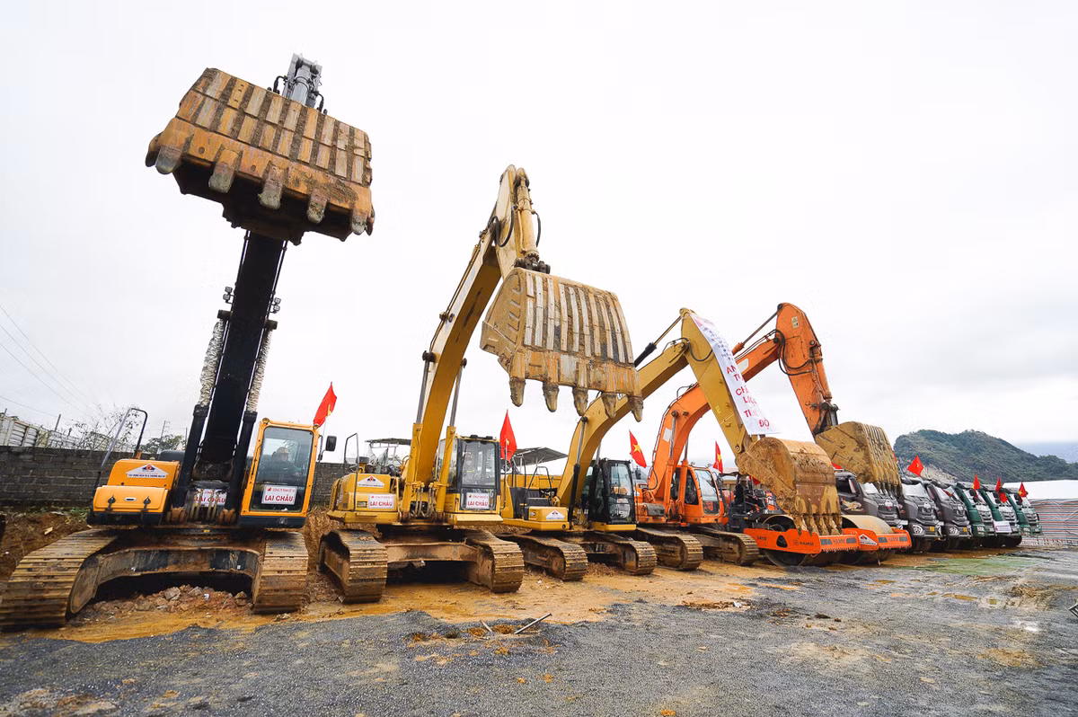 Khoi cong tuyen duong noi cac tinh mien nui phia Bac voi cao toc Ha Noi - Lao Cai-Hinh-2