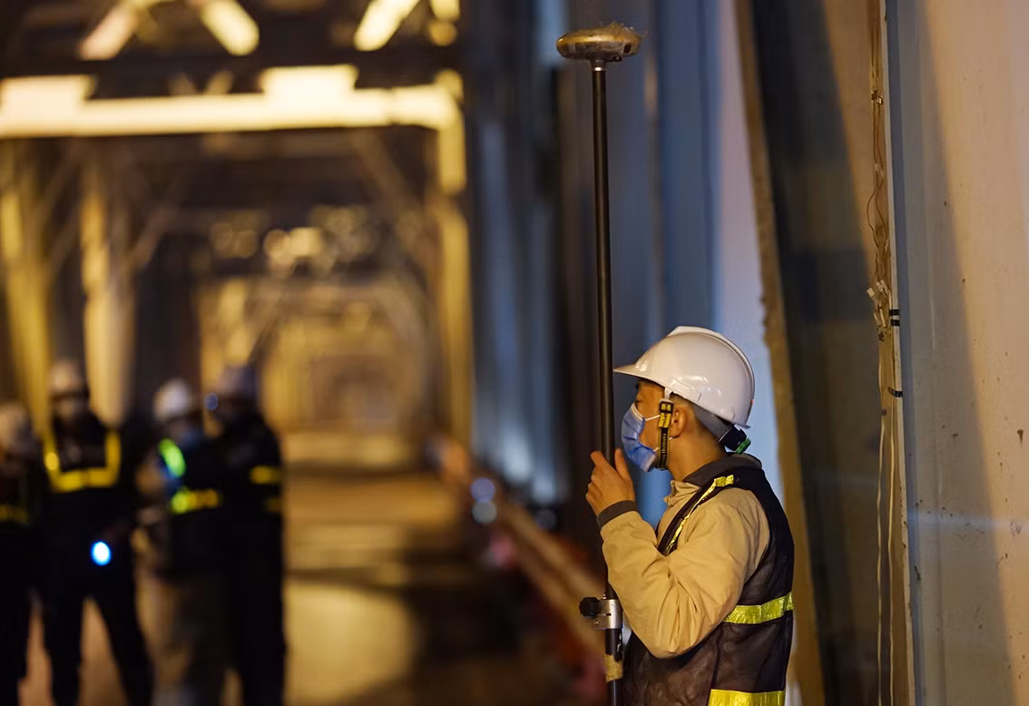 Ông Nguyễn Đại Việt - giảng viên trường ĐH Giao thông Vân tải cho biết, kết quả kiểm định sẽ giúp đánh giá và lên phương án chính xác việc sửa chữa cầu Chương Dương.