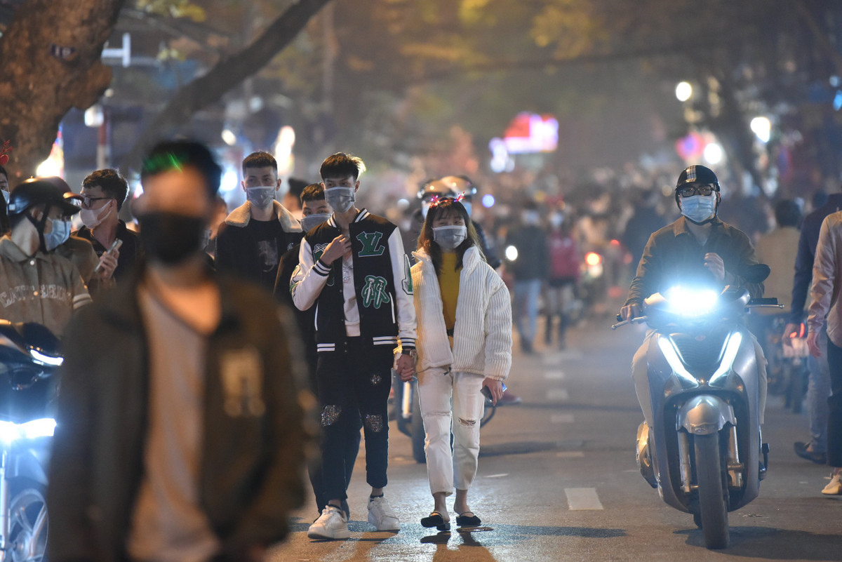 Ha Noi van dong nguoi dan chi ra ngoai khi can thiet