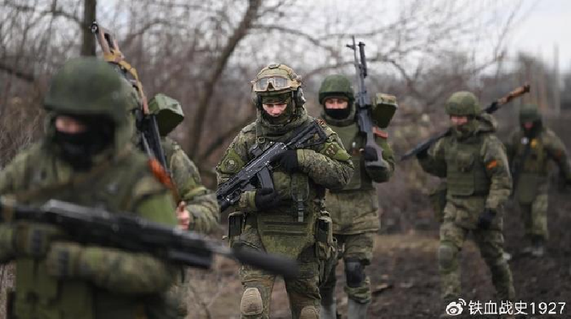 Trong khi đó, vào ngày 2/10, chỉ huy Lữ đoàn Aida của Lực lượng đặc biệt Akhmat (Nga) cho biết, họ phát hiện Lữ đoàn 36 của Ukraine đã đóng quân tại Sudzha, đây là một lữ đoàn lớn vượt quy mô thông thường. Cùng lúc đó, một tiểu đoàn thuộc “Quân đoàn Gruzia” cũng đã đóng quân tại đây. Ảnh: Sina.