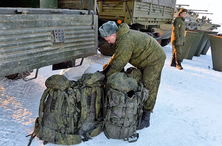 Các đơn vị công binh đều thuộc Trung tâm xử lý bom mìn quốc tế trực thuộc Quân đội Nga. Các chuyến bay đầu tiên đến Syria của đơn vị này đều xuất phát từ sân bay quân sự Chkalovsky nằm ở ngoại ô Moscow. Nguồn ảnh: Bộ Quốc phòng Nga.