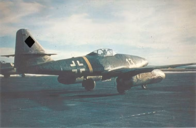 Một chiếc Me-262A-1a thuộc Không quân Đức ở thời kỳ hoàng kim của mình vào năm 1944. Nguồn ảnh: War History.