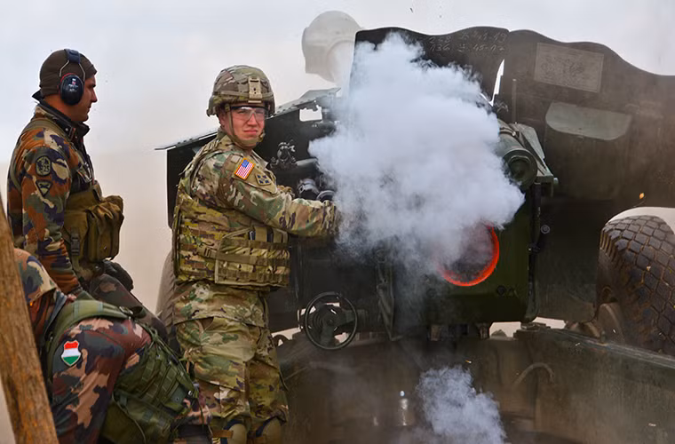 Lựu pháo D-20 là một trong những mẫu pháo phổ biến nhất thế giới hiện nay được sử dụng rộng rãi trong quân đội nhiều nước trên thế giới trong đó có cả những nước Đông Âu như Hungary. Nguồn ảnh: Quân đội Mỹ.