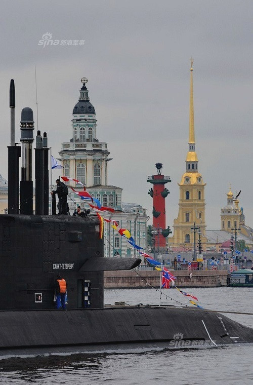 Hiện tại Nga chỉ mới sở hữu duy nhất một tàu ngầm lớp Lada là Sankt Peterburg. Tuy nhiên, một số nguồn tin cho hay là con tàu này vẫn chưa được lắp AIP. Nguồn ảnh: Sina.