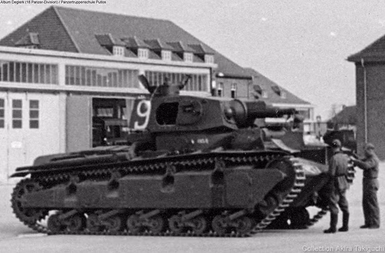 Quân đội Đức giao kế hoạch phát triển Neubaufahrzeug cho hai công ty chế tạo máy hàng đầu của nước này là Rheinmetall và Krupp. Nguồn tư liệu kỹ thuật quý giá về xe tăng hạng nặng Vickers A1E1 của Anh mà Đức có được từ điệp viên tại Anh đã giúp nước này nhanh chóng cho ra một thiết kế cơ bản của Neubaufahrzeug. Nguồn ảnh: history.jp