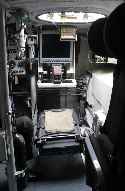 Ngoài ra nhiều khả năng chúng cũng sẽ được trang bị chung một hệ thống điều khiển hỏa lực bằn máy tính để đồng bộ với tháp pháo tự động, cho phép BMD-5 có thể tấn công nhiều loại mục tiêu khác nhau kể cả khi nó đang di chuyển. Nguồn ảnh: bemil.chosun.com