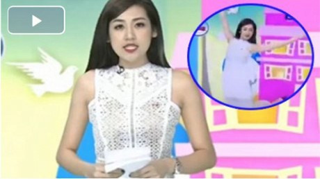 Tưởng rằng máy quay chuyển hướng nên MC Tú Anh đã vô tư nhảy chân sáo khi đọc xong bản tin trong chương trình Vì tầm vóc Việt được phát sóng ngày 11/11.