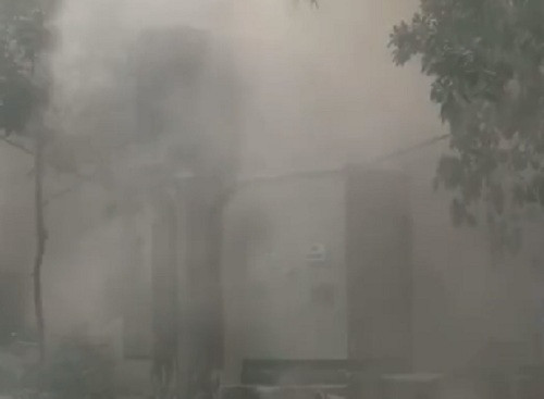 Hiện trường nổ trạm biến áp phát nổ làm nhiều người bị thương.