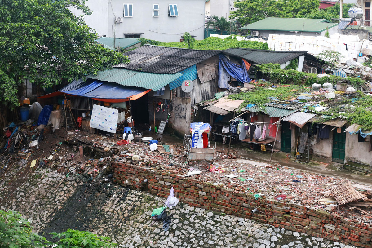 Được biết, đây là khu vực có nhiều các lán lều, lán tạm bợ, nơi người lao động trú ngụ.