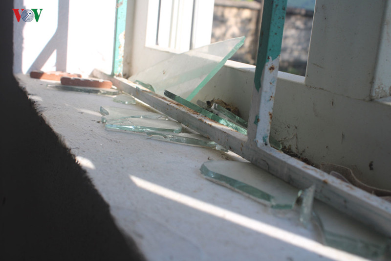 Thế nhưng, đến nay đã 6 năm trôi qua vẫn chưa khai giảng, khôi trường bỏ hoang, nhiều hạng mục đã xuống cấp.