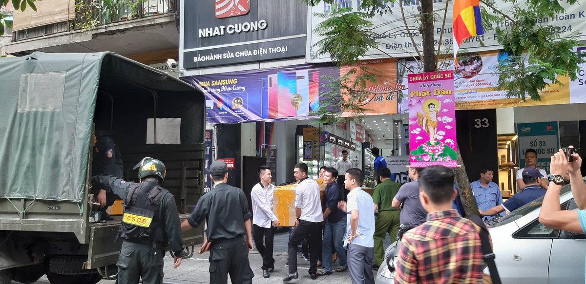 Diem ten nhung toi pham bo tron truoc khi bi bat gay xon xao du luan-Hinh-3