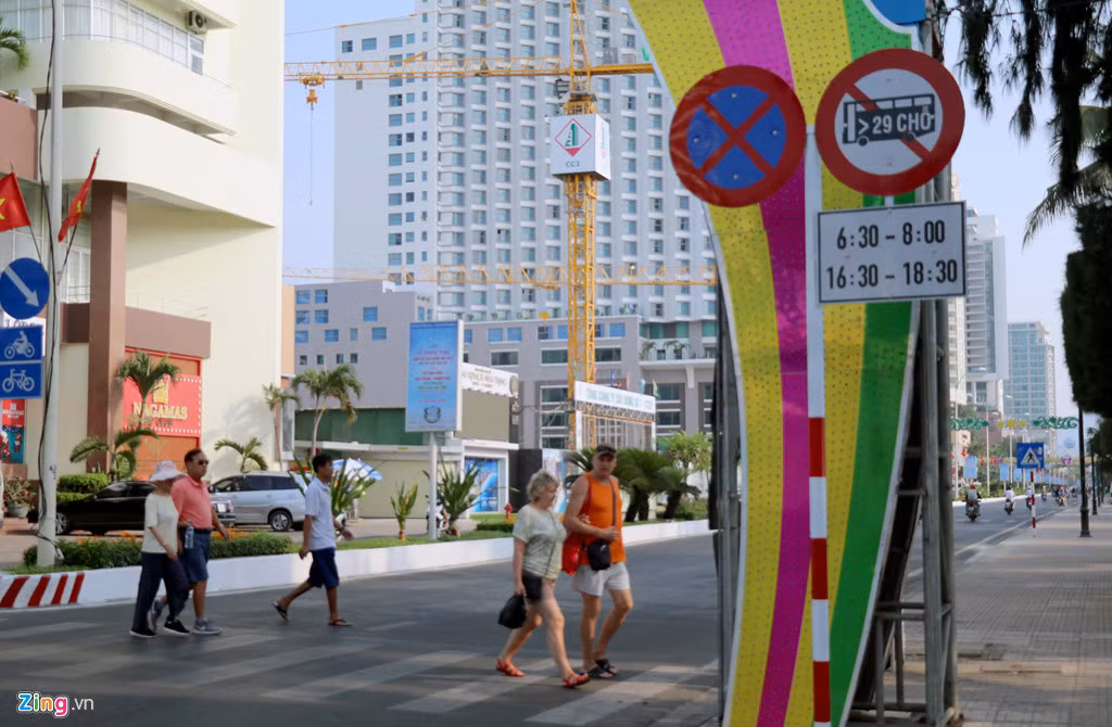 UBND TP Nha Trang phải quy định khung giờ cụ thể cho các phương tiện giao thông loại lớn được lưu thông tại tuyến đường này