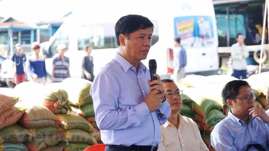 Cuoc song kho khan cua ba con goc Viet tai Bien Ho-Hinh-27