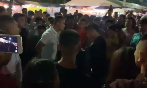 Ca sy Du Thien bi danh: Thanh nien hanh hung len tieng xin loi-Hinh-2