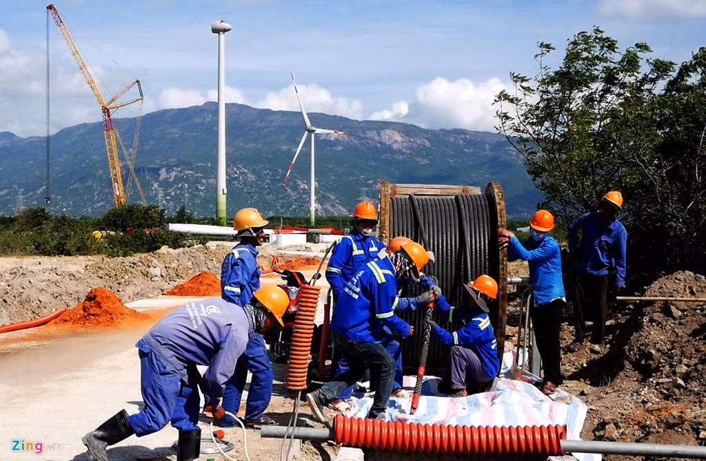 Chiem nguong 'canh dong dien' lon nhat Viet Nam-Hinh-7