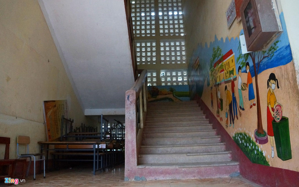 Hien truong vu ke la mat cam dao xong vao chem 5 hoc sinh-Hinh-4