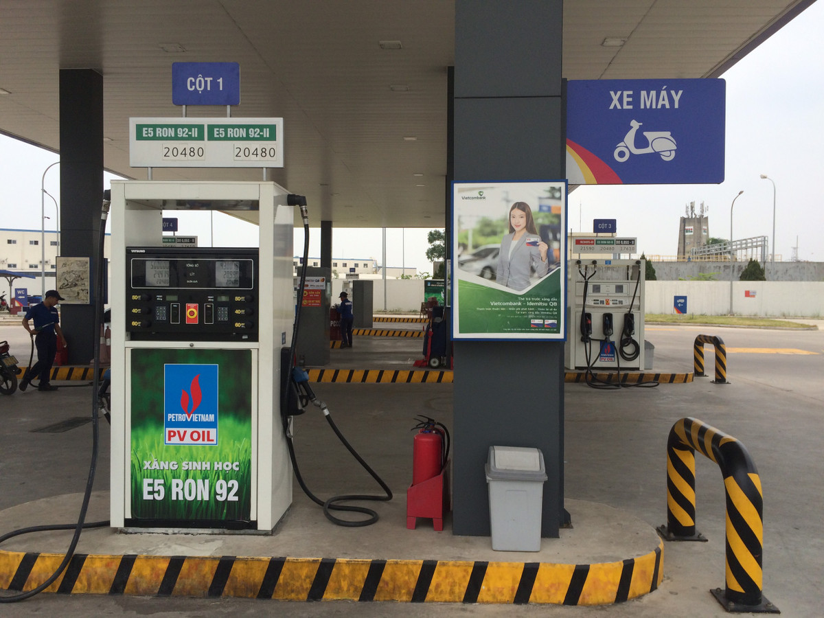 Giá bán các loại xăng 92; 95; dầu diesel; xăng sinh học... tại cây xăng Nhật Bản cũng theo giá quy định của cơ quan quản lý nhà nước.