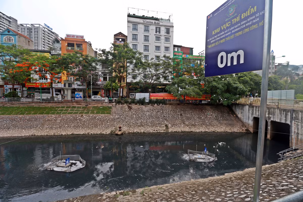 Tai sao nguoi dan ong cau ca tren song To Lich lam ca Ha Noi xon xao?-Hinh-9