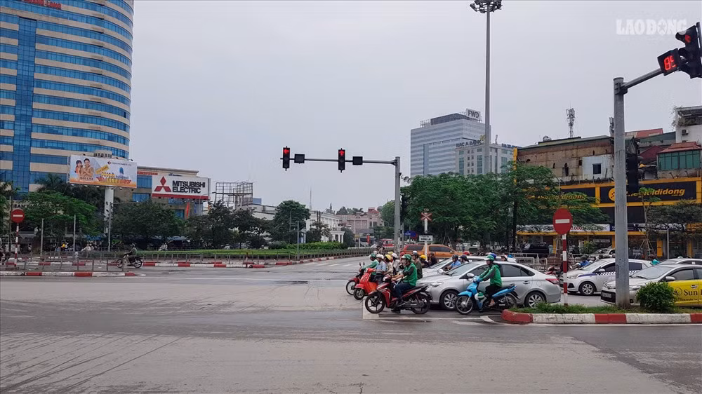 Việc xây dựng hầm tại nút giao thông quan trọng đã giúp giảm thiểu tối đa hiện tượng ùn tắc.