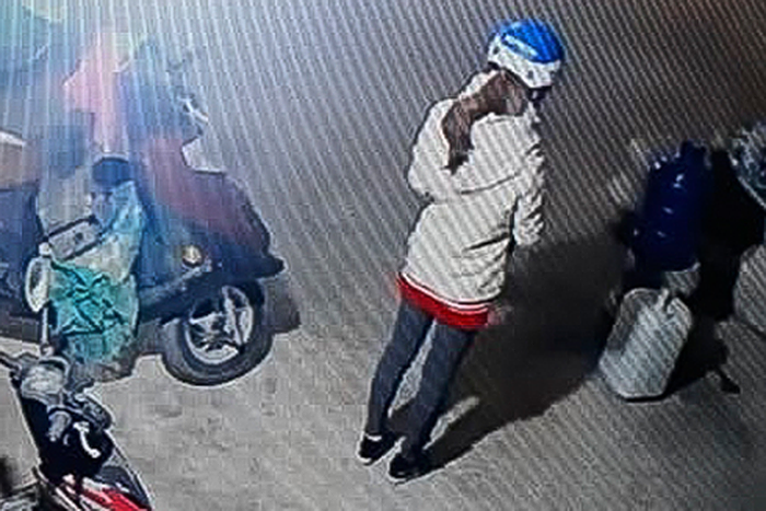  2. Nữ sinh Điện Biên: Ngày 4/2 (chiều 30 Tết), nữ sinh Cao Thị Mỹ Duyên mất tích khi đi giao gà. 3 ngày sau, thi thể của nữ sinh này được tìm thấy ở xã Thanh Nưa (huyện Điện Biên, tỉnh Điện Biên) trong một chuồng lợn. Tử thi của nữ sinh có dấu hiệu bị xâm hại tình dục, mất toàn bộ tài sản trên người.