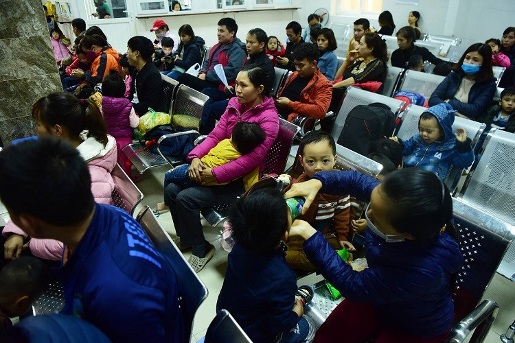 Nhung vu tuon rau ban, thit thoi vao truong hoc dau doc hoc sinh-Hinh-3