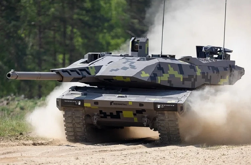 Đối với Nga, đây chắc chắn là “gói quà lớn” từ thiên đường. Pháo tăng Rh120-L44 của xe tăng Leopard 2A4 nổi tiếng với động năng đầu nòng đáng kinh ngạc và khả năng tấn công chính xác; tính linh hoạt của xe chiến đấu bộ binh M2 Bradley cũng là vũ khí sắc bén không thể thiếu trên chiến trường. Ảnh: Reuters.