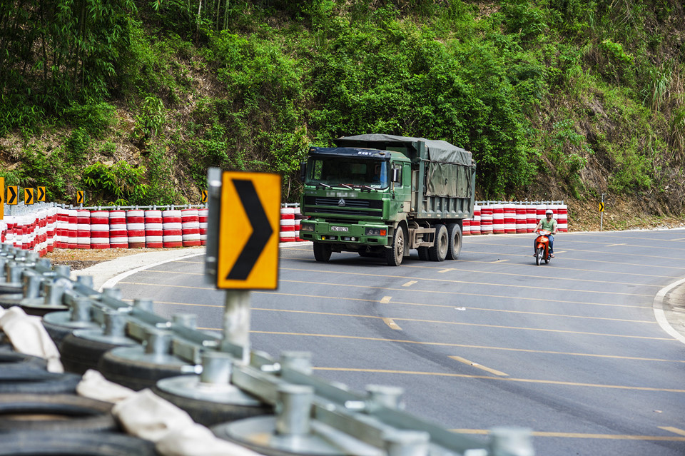 Diem den doc Cun duoc lap rao chan cong nghe banh xoay cua Han Quoc-Hinh-6