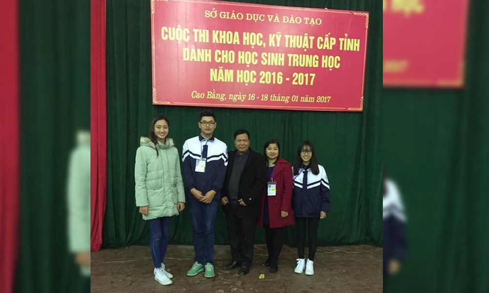 Lương Thùy Linh cũng đạt Giải nhất kỳ thi Khoa học kỹ thuật cấp tỉnh dành cho học sinh trung học năm học 2016-2017. Có thể nói, việc tham gia các cuộc thi về tiếng Anh, nghiên cứu khoa học là tiền đề quan trọng giúp Linh tạo được nền tảng vững chắc để phát triển bản thân. 