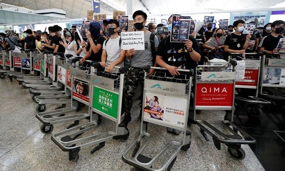 Hong Kong co bi day den 'bo vuc tham' sau bieu tinh?