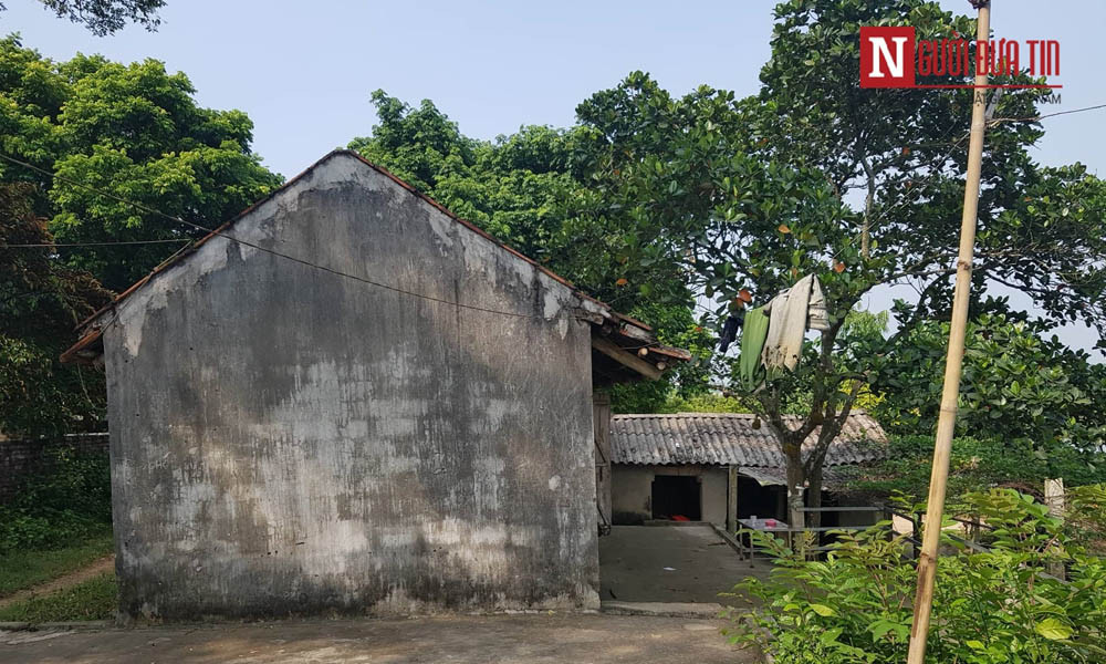 U60 hiep dam 2 chi em ruot: Nguoi than 2 ga hang xom noi gi?-Hinh-2