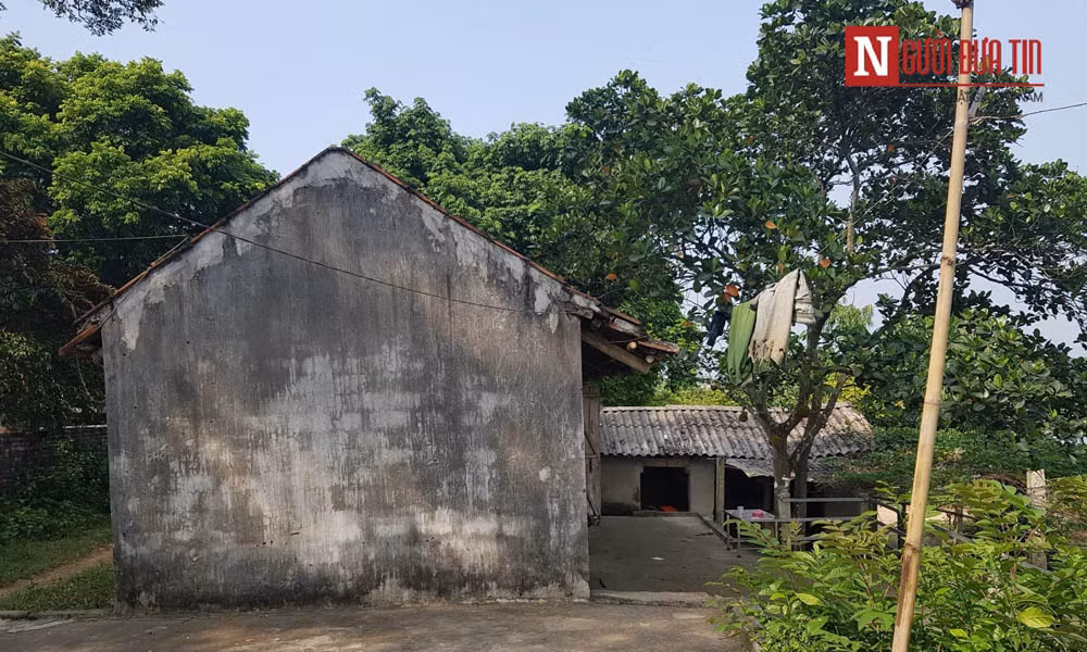 U60 hiep dam 2 chi em ruot: Nguoi than 2 ga hang xom noi gi?-Hinh-2