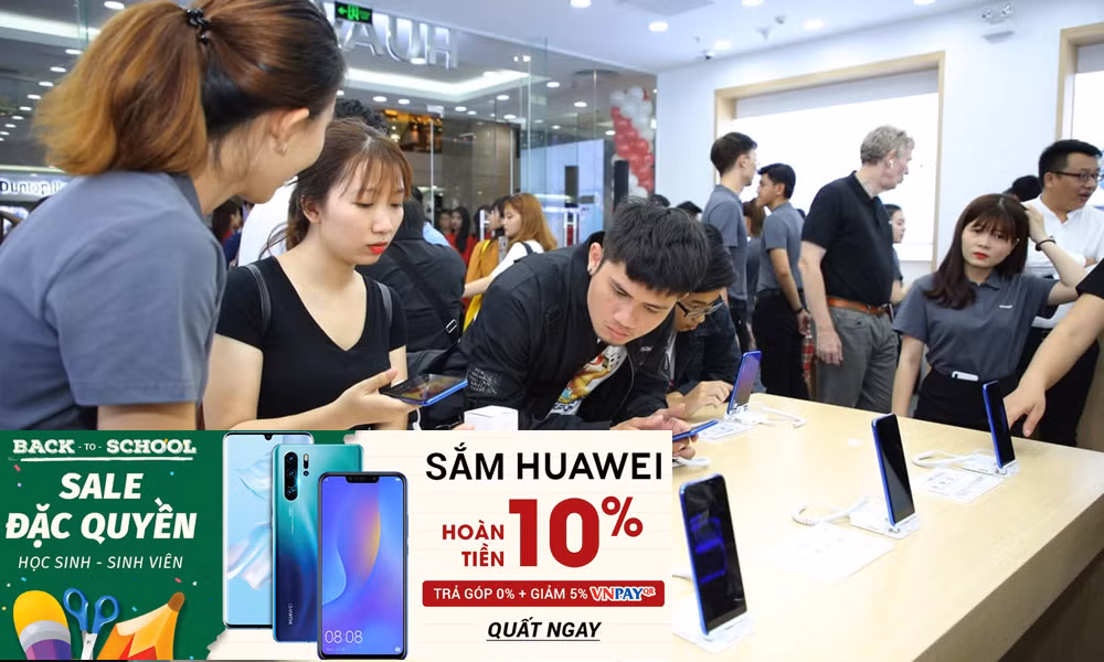 Cụ thể, trong chương trình "Vui tựu trường, sắm Huawei" diễn ra từ 01/08 đến hết 31/08/2019, tất cả các khách hàng, khi mua điện thoại và đồng hồ thông minh Huawei đều được giảm giá 10%.