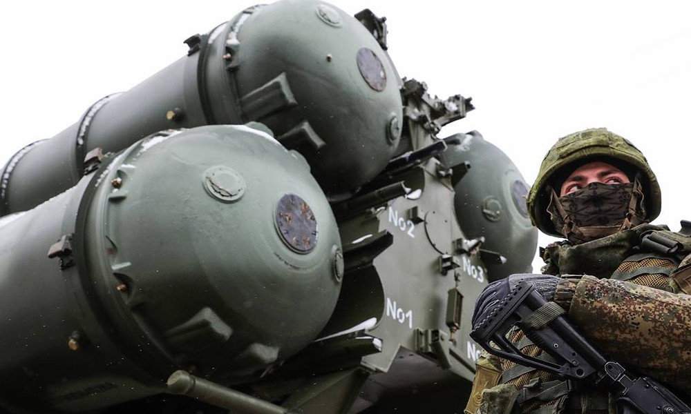 Choang: Ten lua S-400 cua Nga ha hon 30 muc tieu bay cung luc