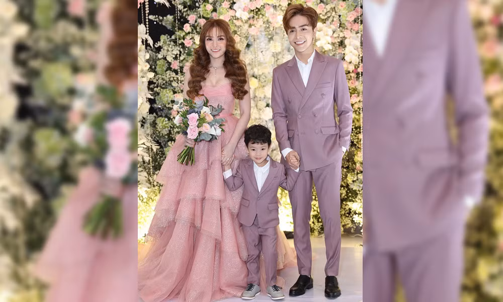 Trước phản ứng mạnh mẽ của dư luận, ca sĩ Thu Thủy đã lên tiếng giải thích. Cô khẳng định chồng kém tuổi luôn hết mực yêu thương con trai mình. "Ba Kin có kéo tay con xuống để nhắc Henry ngồi im lại nhưng do trúng cái đế của thành bàn nên bị đỏ một xíu. Henry ở nhà thương ba Kin lắm, hay nhõng nhẽo".