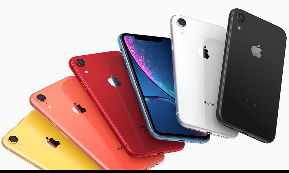 Theo Business Insider, quyết định này sẽ trực tiếp gây ảnh hưởng lên Apple, khiến các sản phẩm iPhone của hãng này tăng giá và làm giảm nhu cầu tiêu thụ iPhone của khách hàng. Điều này cũng đồng nghĩa với việc lợi nhuận của Apple sẽ bị giáng một cú đấm mạnh ngay trên sân nhà.