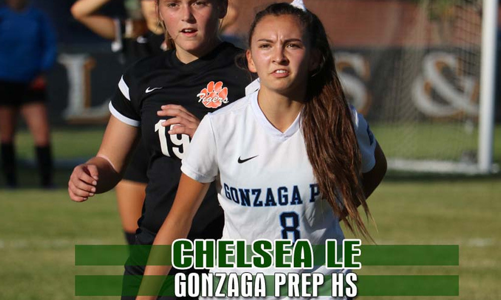 Bên cạnh đam mê bóng đá, Chelsea Lê cũng rất chú trọng việc học tập. Nữ cầu thủ Việt kiều Mỹ hiện học tập và chơi bóng tại trường đại học Gonzaga, với học bổng toàn phần. Gia đình Chelsea Lê cũng chia sẻ thêm, học tập và bóng đá đã chiếm hết quỹ thời gian của cô bé, nên tới giờ em vẫn chưa có bạn trai.