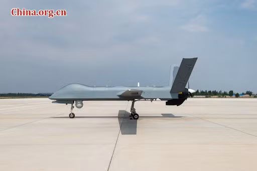 "Những quả đạn như vậy dưới sự hướng dẫn của UAV trở thành vũ khí khủng khiếp với đối phương, cho phép pháo binh bắn trúng bất kỳ mục tiêu nào chỉ với 1 - 2 phát đạn", báo chí Armenia tin tưởng.