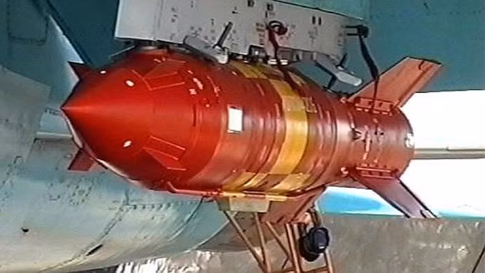 Đáng chú ý, lần này Nga dùng siêu bom KAB-500S-E, đây là một trong những loại bom mới nhất của Nga, chúng mới vào biên chế vào năm 2019.