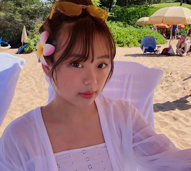 Hsiu Huai Chen (sinh năm 2000) là con gái của Hoa hậu Thu Hoài. 10X gây ấn tượng với nhiều người nhờ “lột xác” từ thân hình mũm mĩm thành vóc dáng thon gọn và ngày càng xinh đẹp.